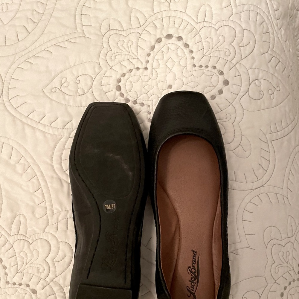 Lucky Brand Black flats